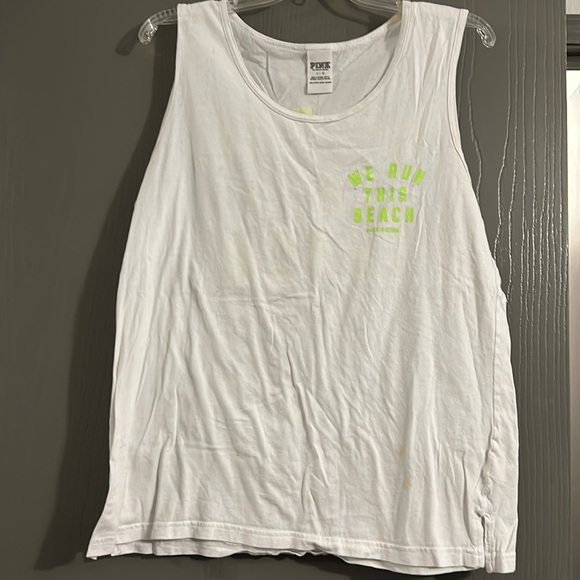 Vs pink tank - Picture 1 of 6